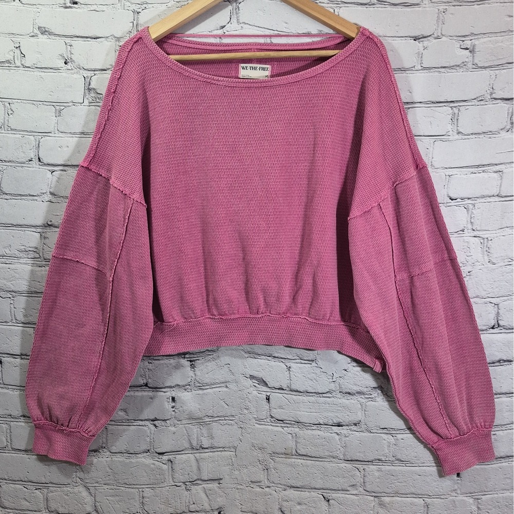 We the Free People Women M Pink Waffle Knit Thermal Oversized Crop Top Sweater